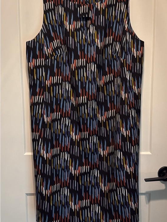 Nine West Dresses & Skirts - Sleeveless Multi-Color Printed Shift Dress - Navy